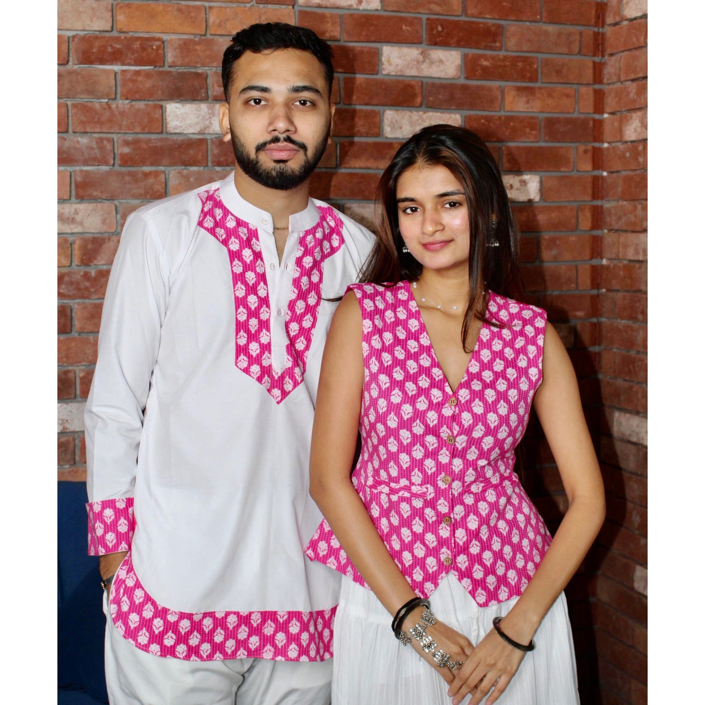 Gulaabi Aankhein Vest Top and Short Kurta Combo