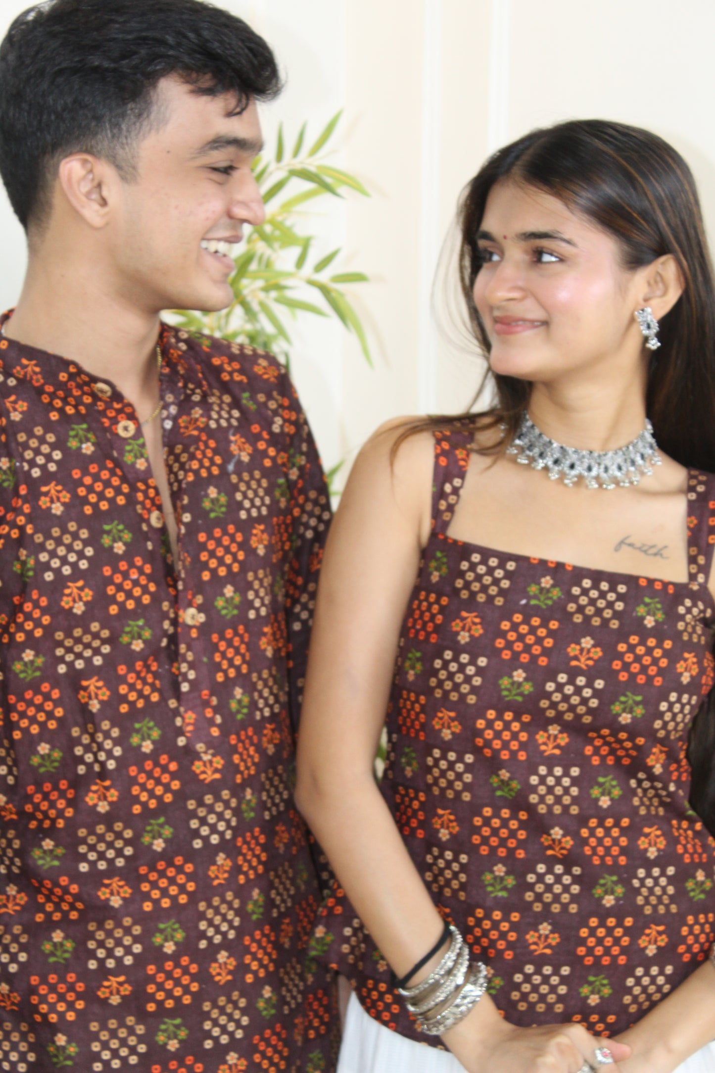 Jashn-e-Zeenat Top