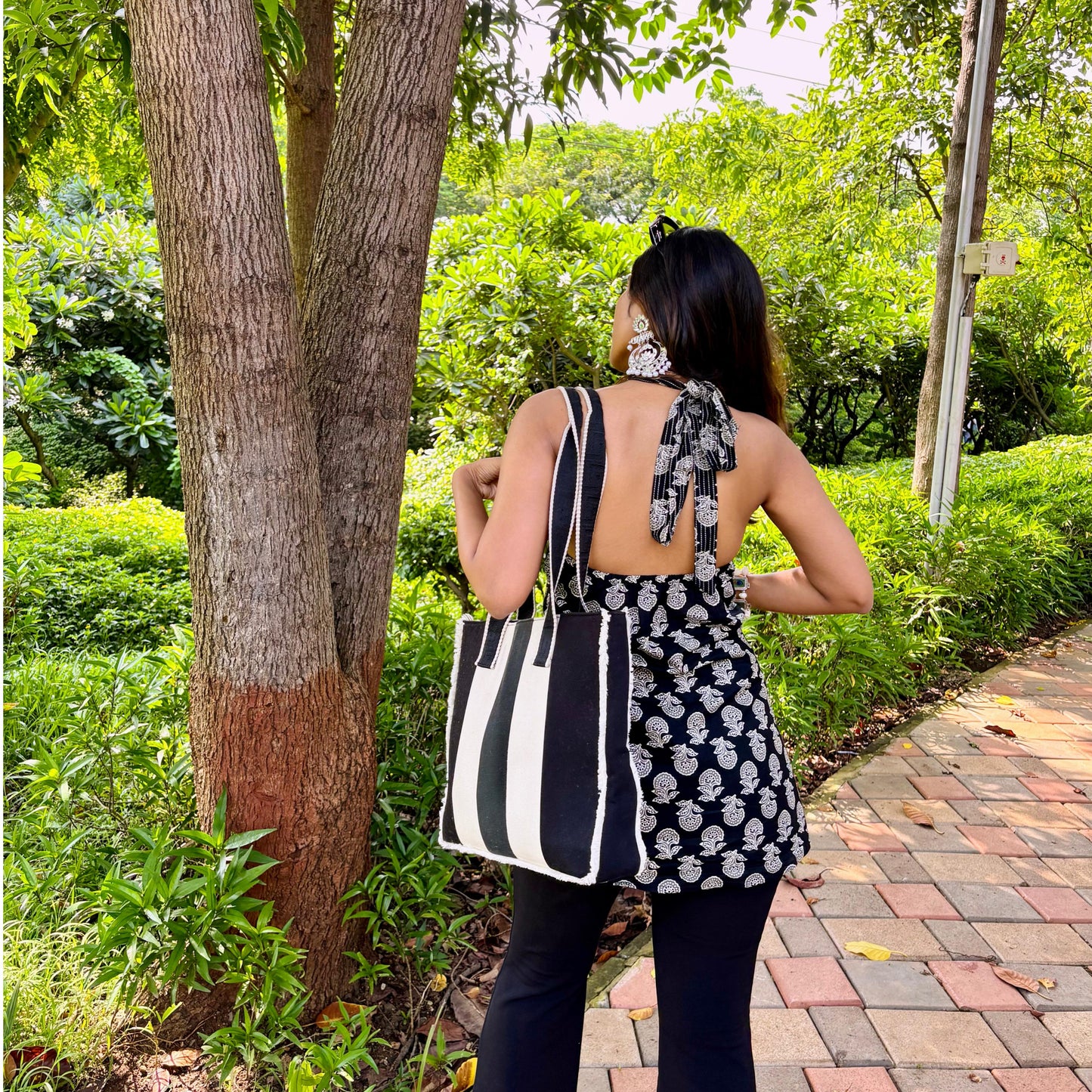 Poo Halterneck Kurti