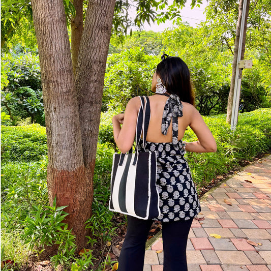 Poo Halterneck Kurti